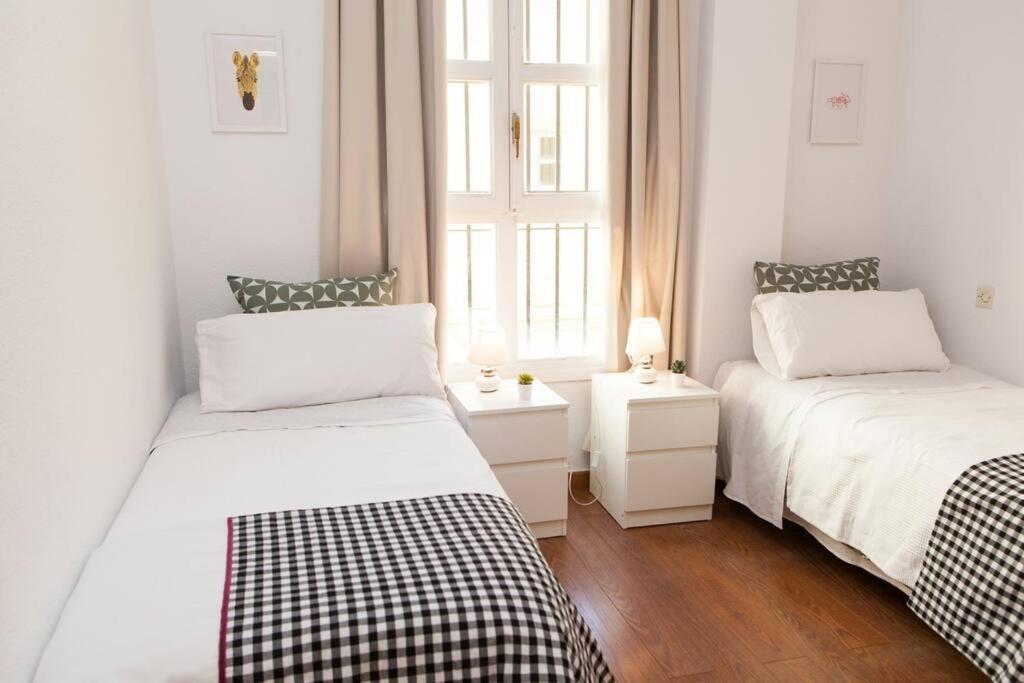 Zona 1 Santa Cruz Parking Privado Apartment Seville Exterior photo