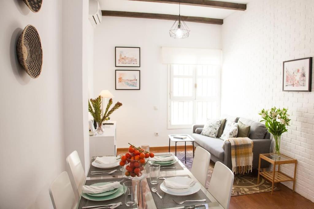 Zona 1 Santa Cruz Parking Privado Apartment Seville Exterior photo